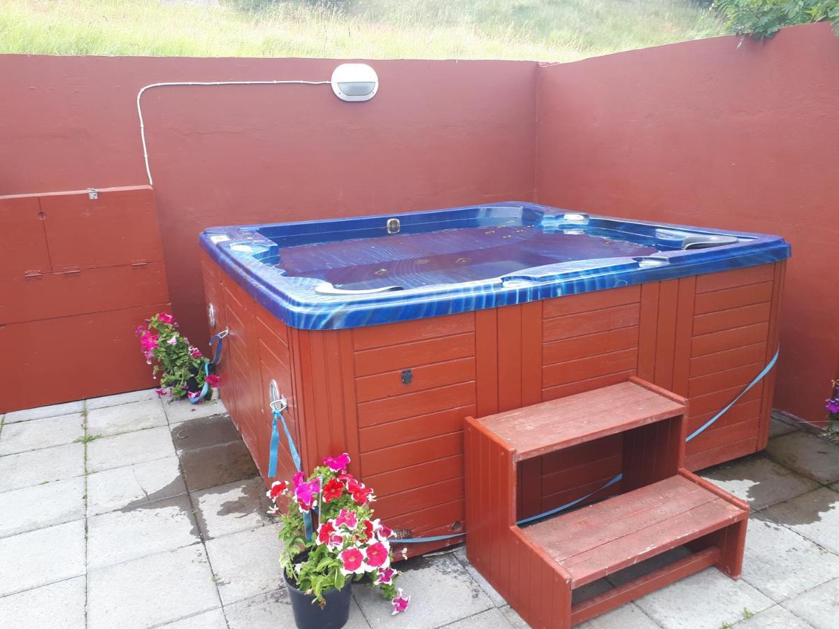 Brunalaug Guesthouse - Holiday Home Eyjafjaroarsveit Luaran gambar