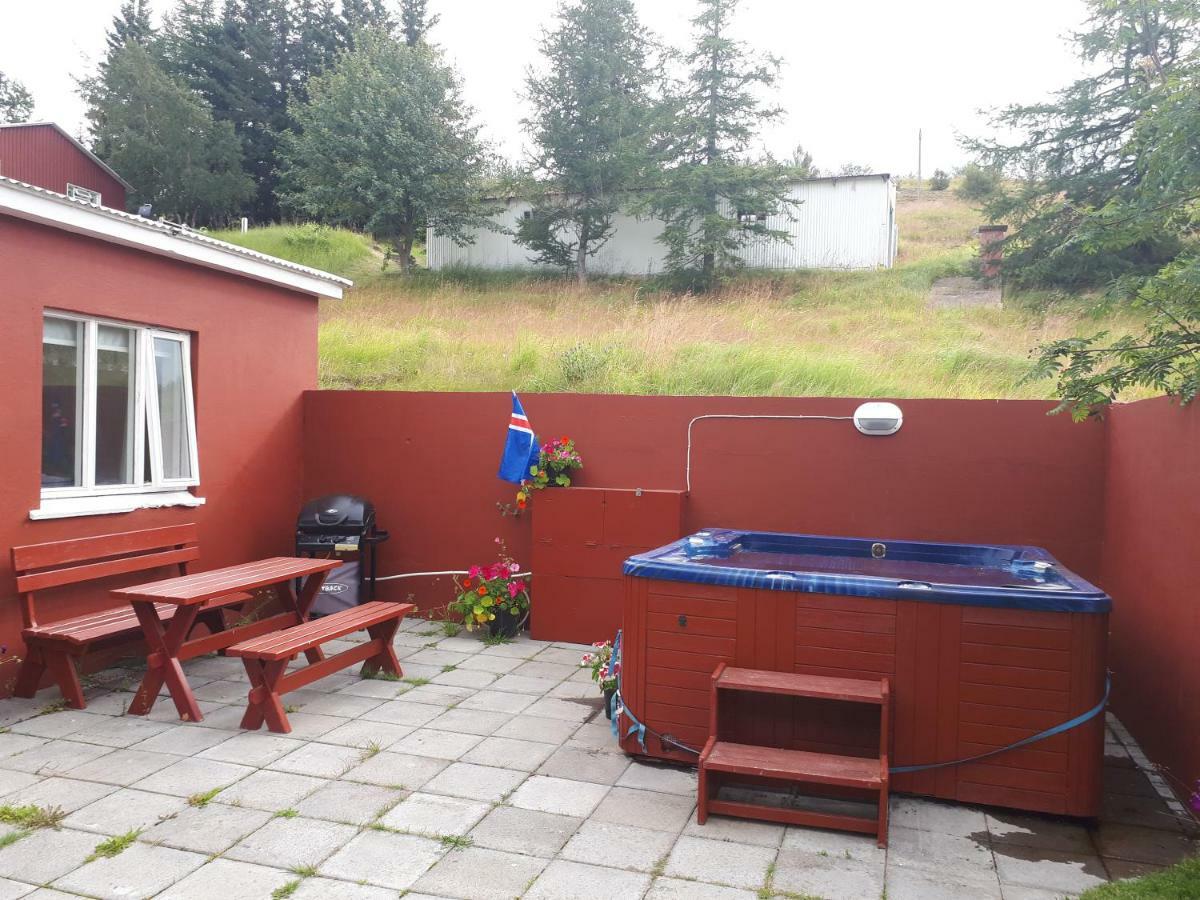 Brunalaug Guesthouse - Holiday Home Eyjafjaroarsveit Luaran gambar
